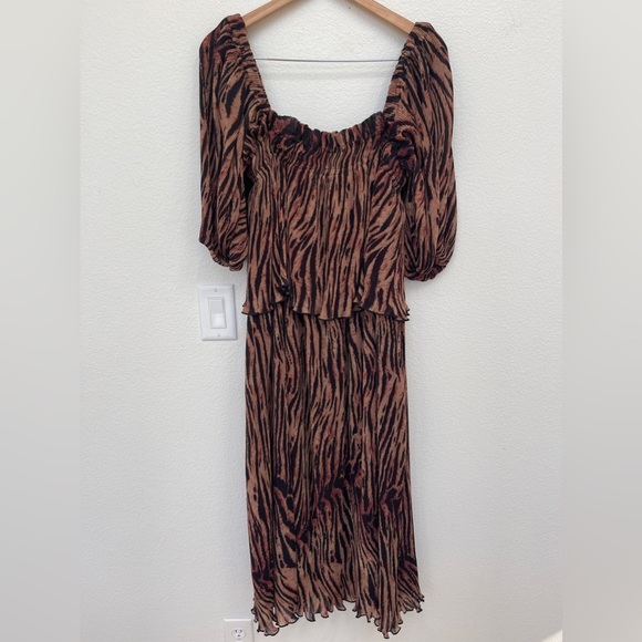 Ganni Georgette Midi Tiger Stripe Midi Dress Size EU40 - Picture 2 of 9